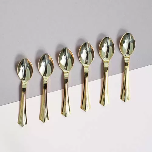 Золотые одноразовые ложки чайные  (6 шт.) Золотые одноразовые ложки чайные  (6 шт.)