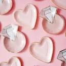 Тарелки бумажные Сердце (6 шт.)  Тарелки бумажные Сердце (6 шт.)